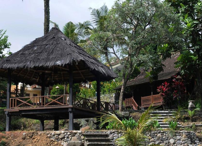 Pemandangan luar Foto