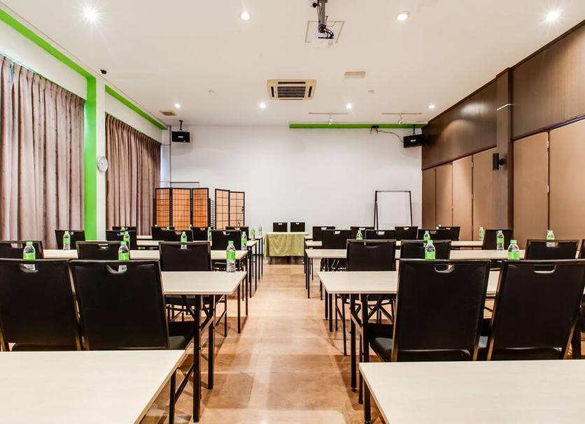 Ruang konferensi Foto
