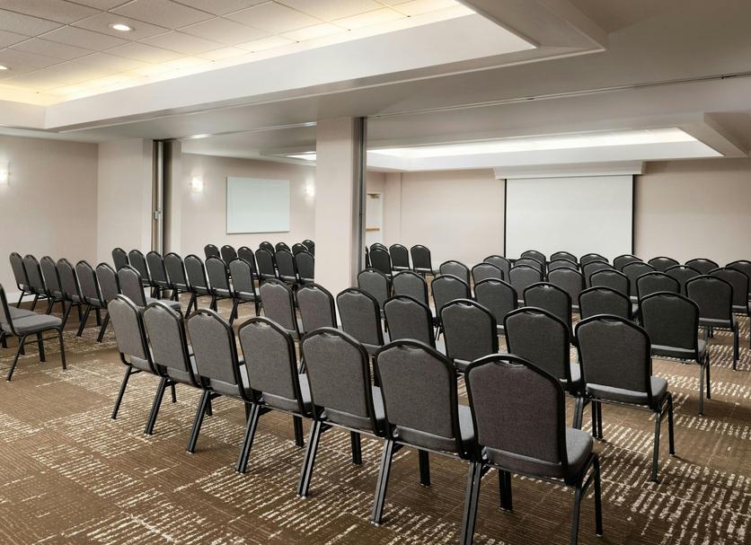 Ruang konferensi Foto