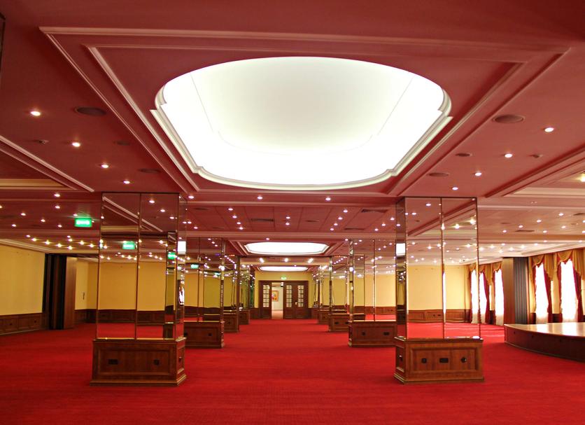 Ruang konferensi Foto