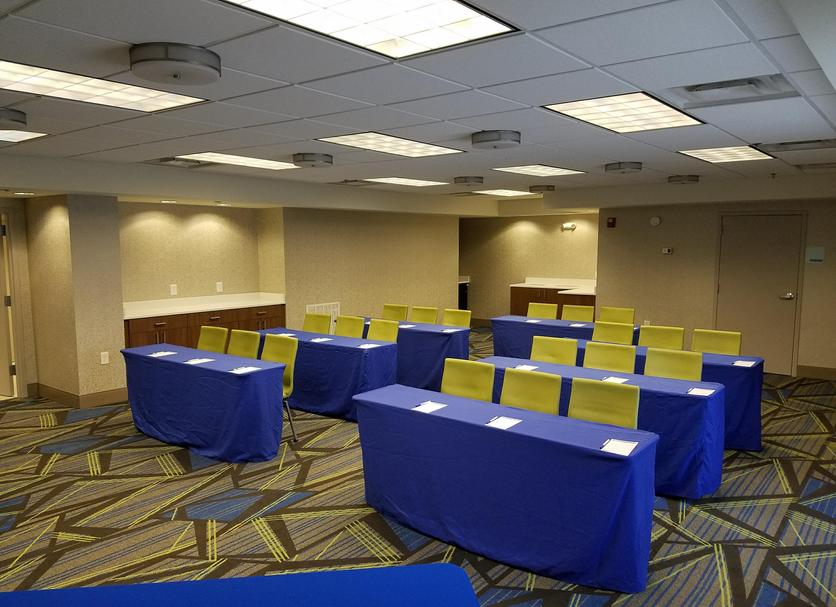 Ruang konferensi Foto
