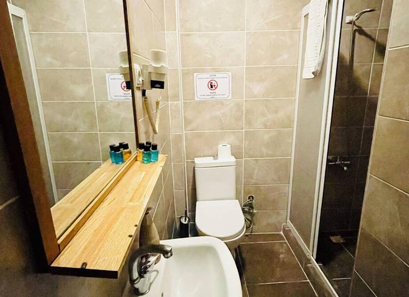 Kamar Mandi Foto