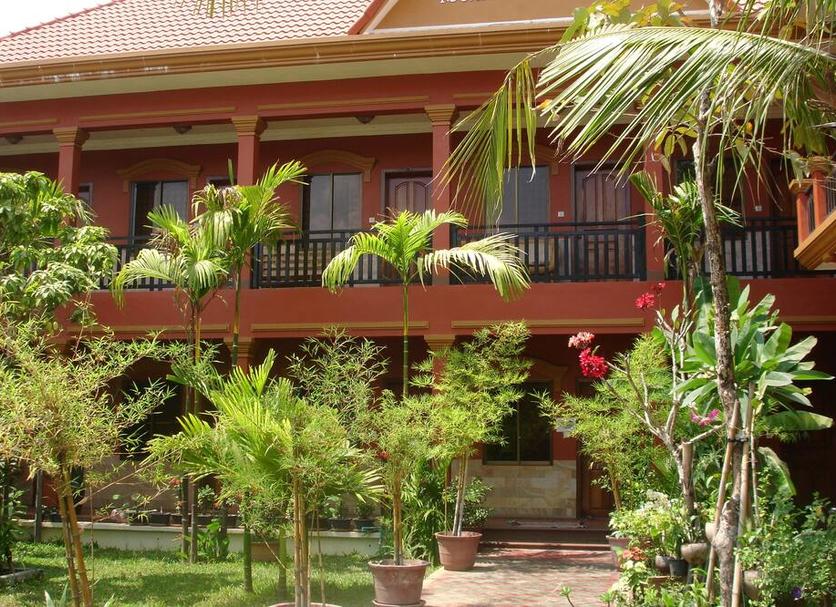 Pemandangan luar Foto