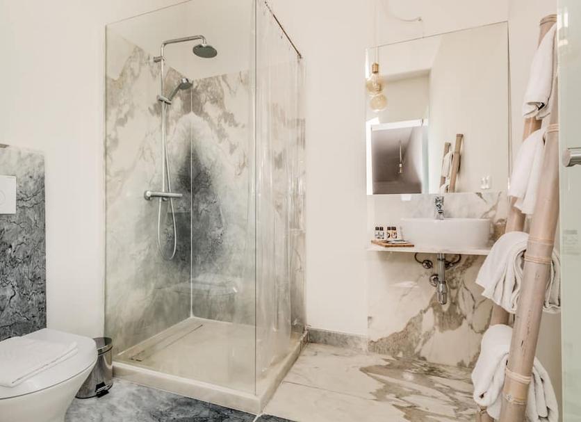 Kamar Mandi Foto