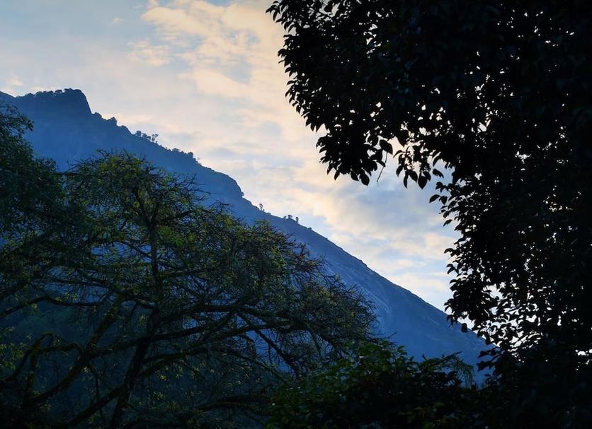Pemandangan luar Foto