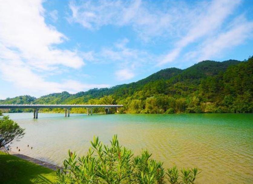 Pemandangan luar Foto