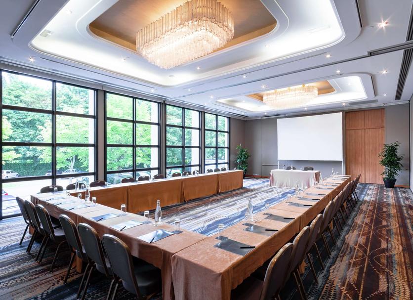 Ruang konferensi Foto