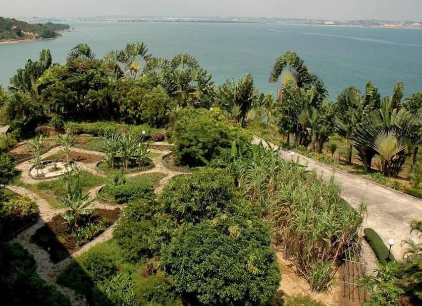 Pemandangan luar Foto