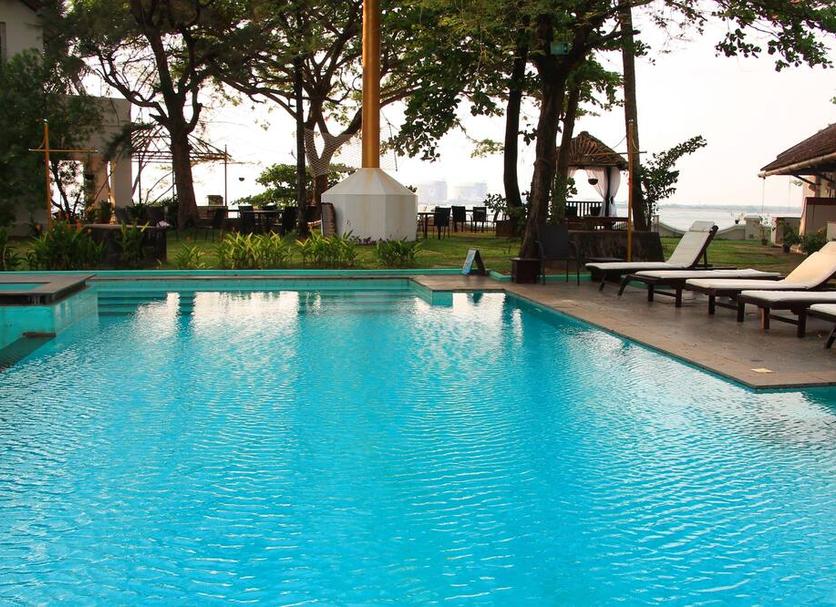Kolam Foto