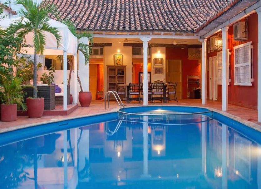 Kolam Foto