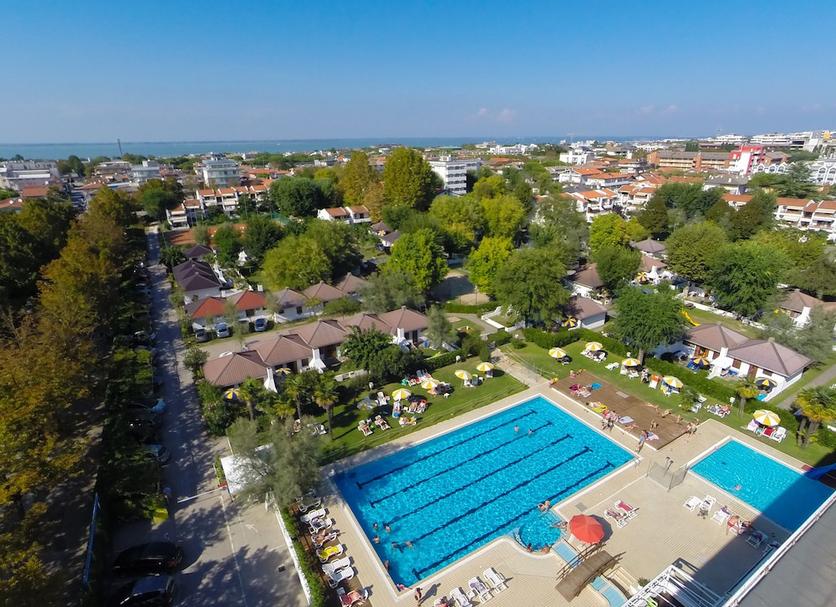 Kolam Foto