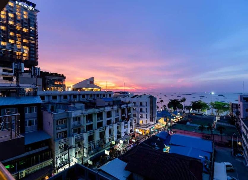 Pemandangan luar Foto