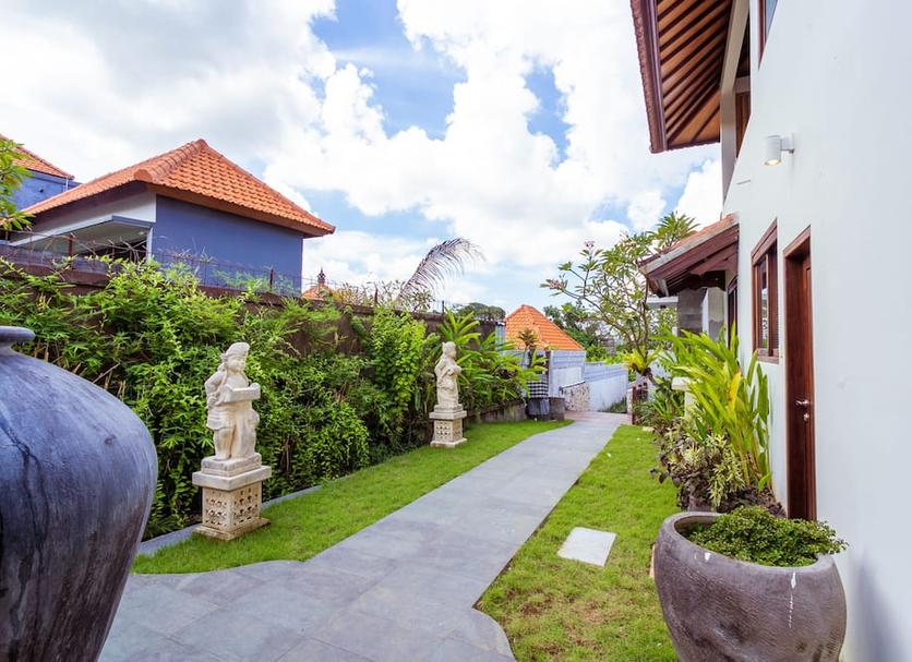 Pemandangan luar Foto