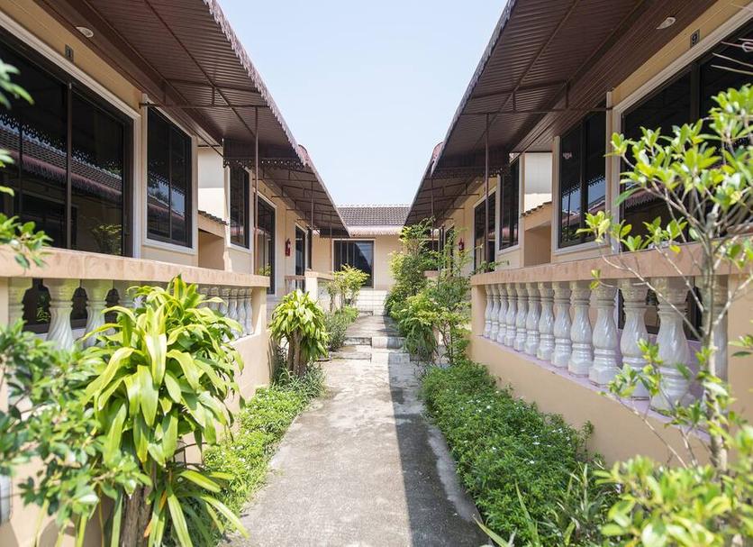 Pemandangan luar Foto
