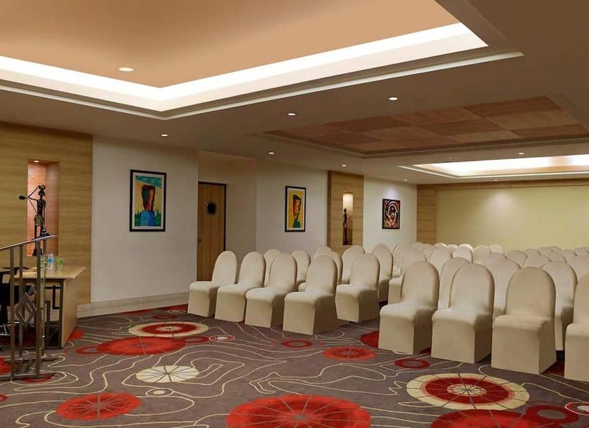Ruang konferensi Foto