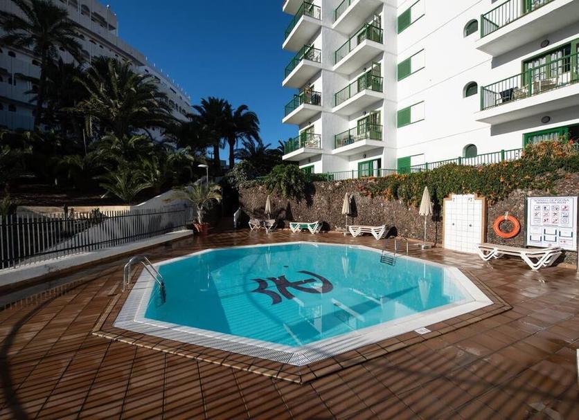 Kolam Foto