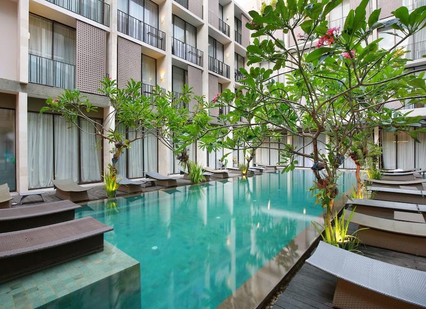 Kolam Foto