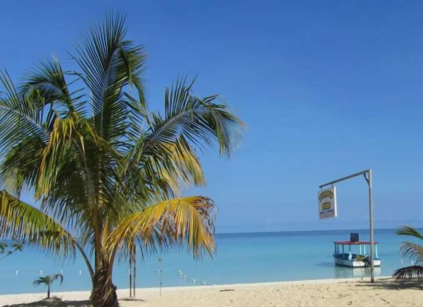 Pemandangan luar Foto