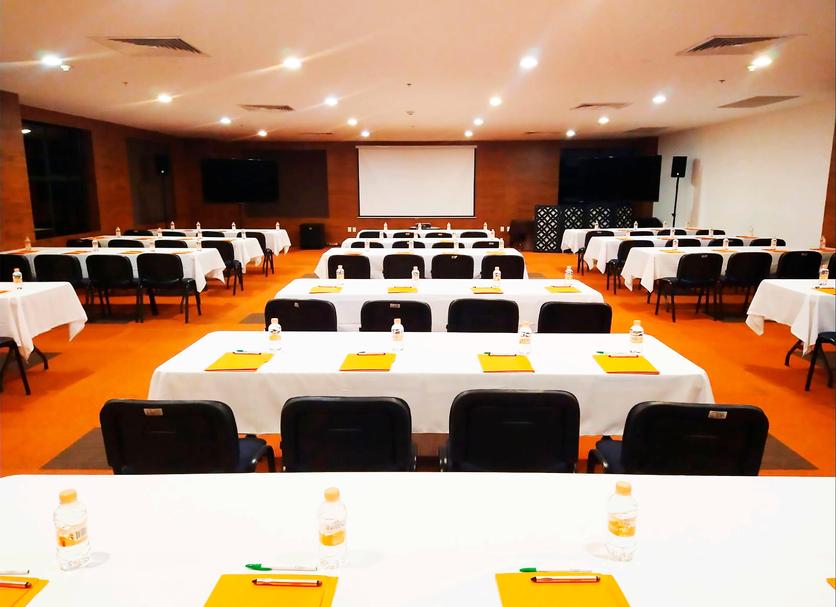 Ruang konferensi Foto
