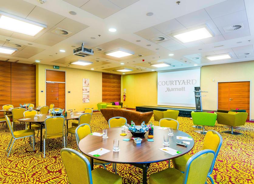 Ruang konferensi Foto