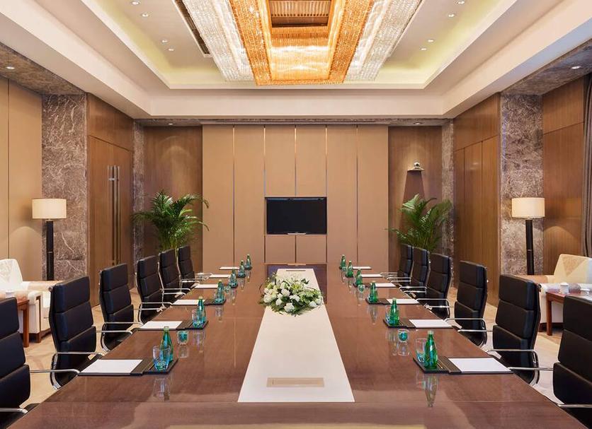 Ruang konferensi Foto