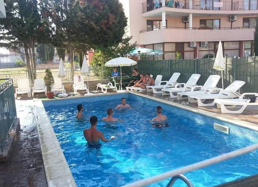 Kolam Foto