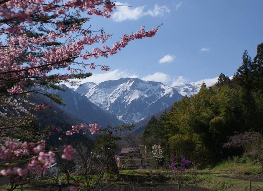 Pemandangan luar Foto