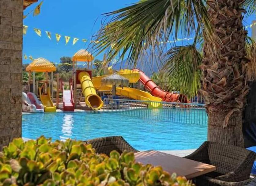 Kolam Foto