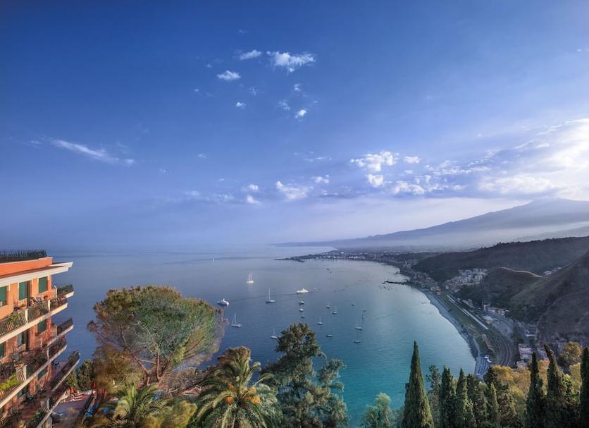 Pemandangan luar Foto