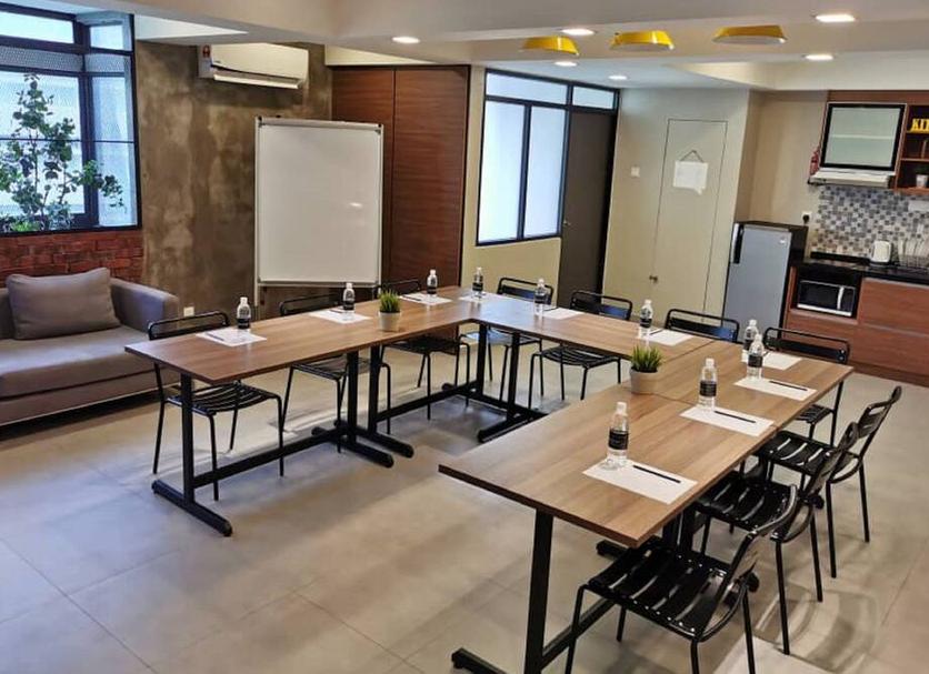 Ruang konferensi Foto