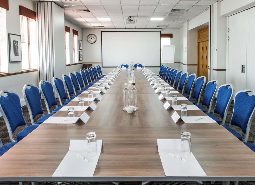 Ruang konferensi Foto