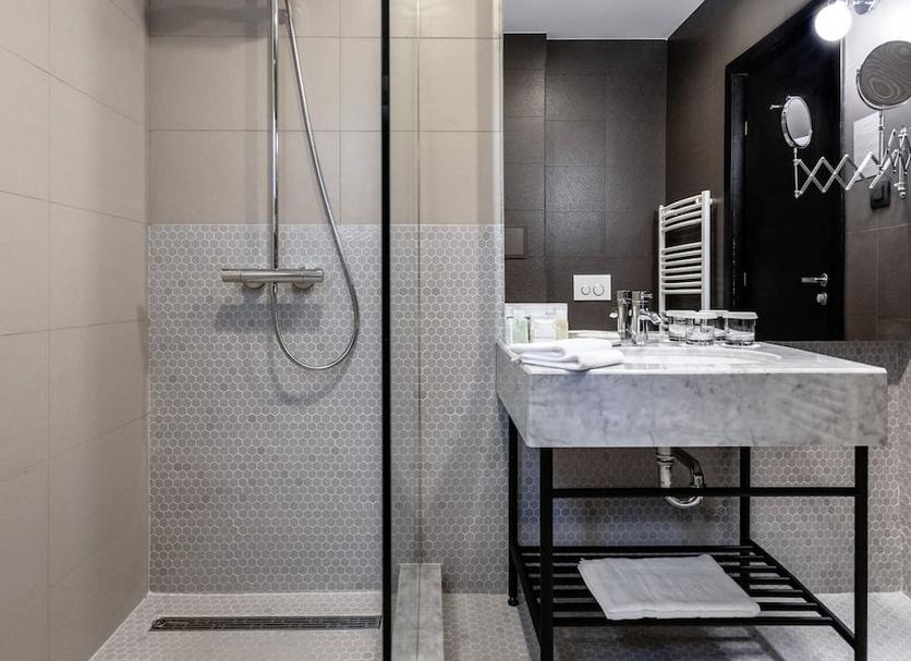 Kamar Mandi Foto