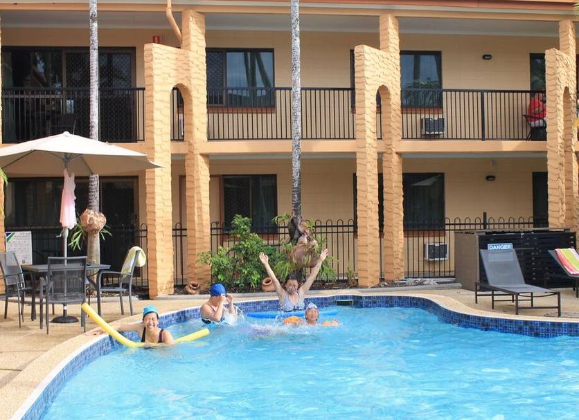 Kolam Foto
