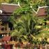 Pemandangan luar