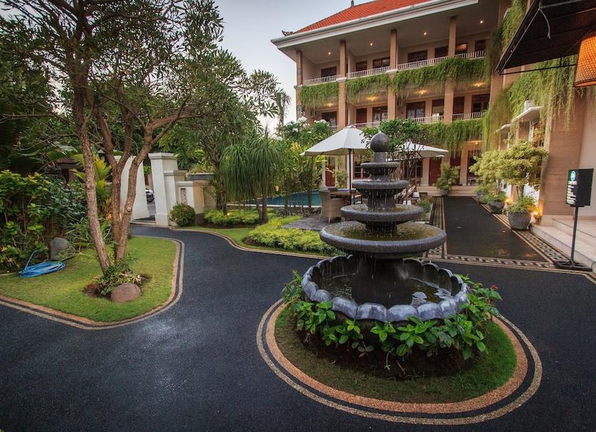 Pemandangan luar Foto