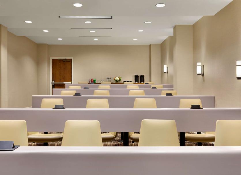 Ruang konferensi Foto