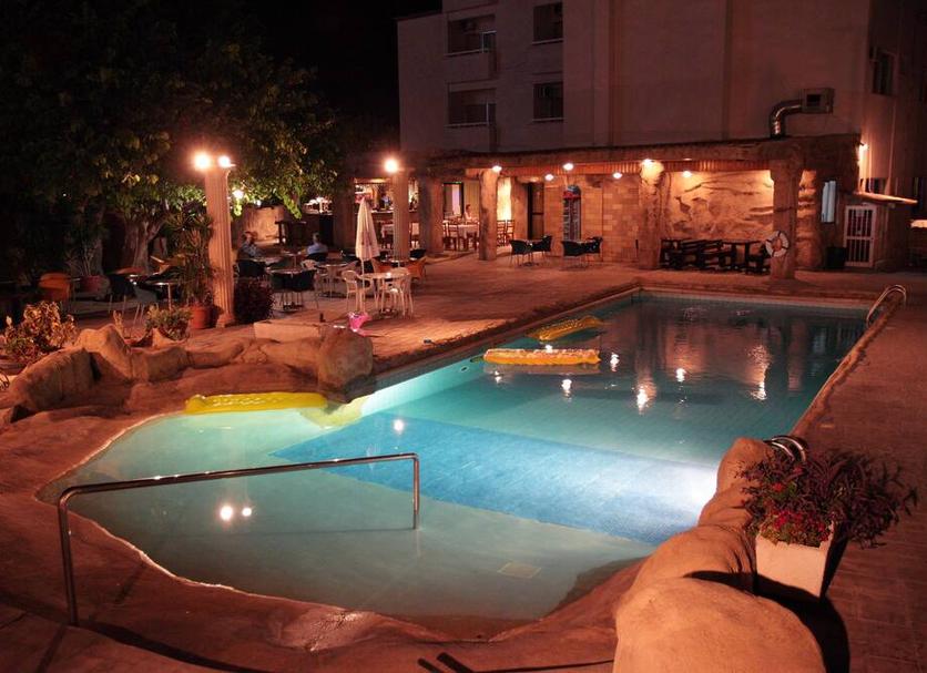 Kolam Foto