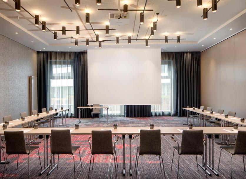 Ruang konferensi Foto