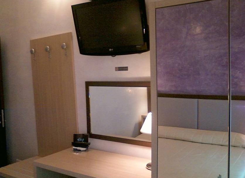 Prasarana kamar Foto