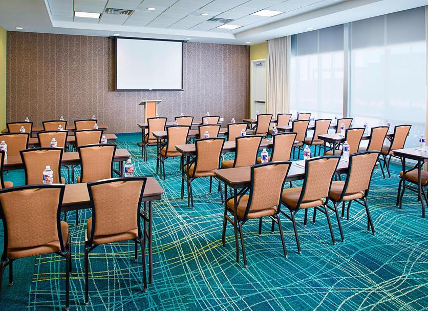Ruang konferensi Foto