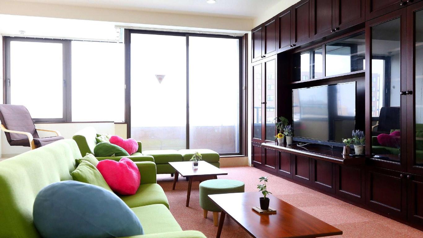 Air Hostel Lcc