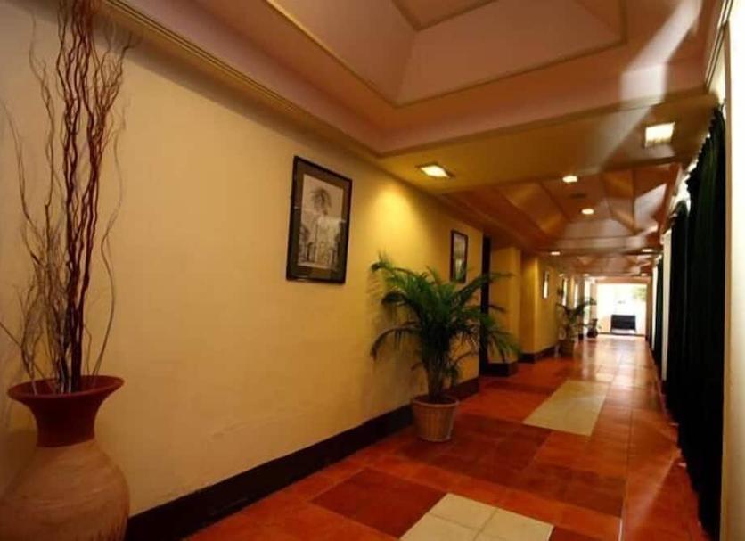 Lorong Foto