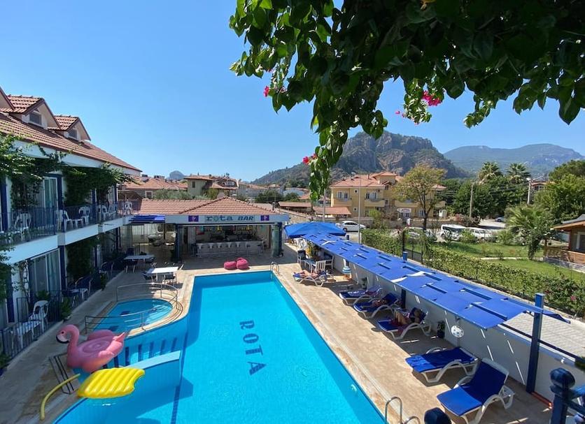 Kolam Foto
