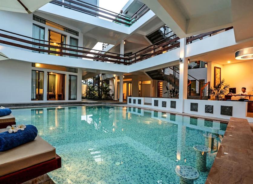 Kolam Foto