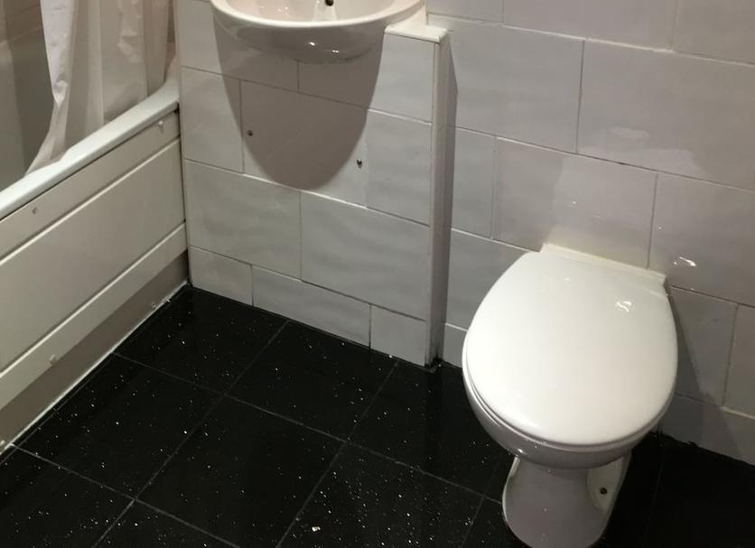 Kamar Mandi Foto