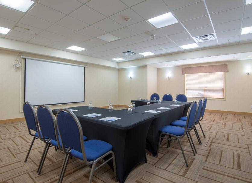 Ruang konferensi Foto