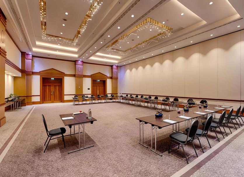Ruang konferensi Foto