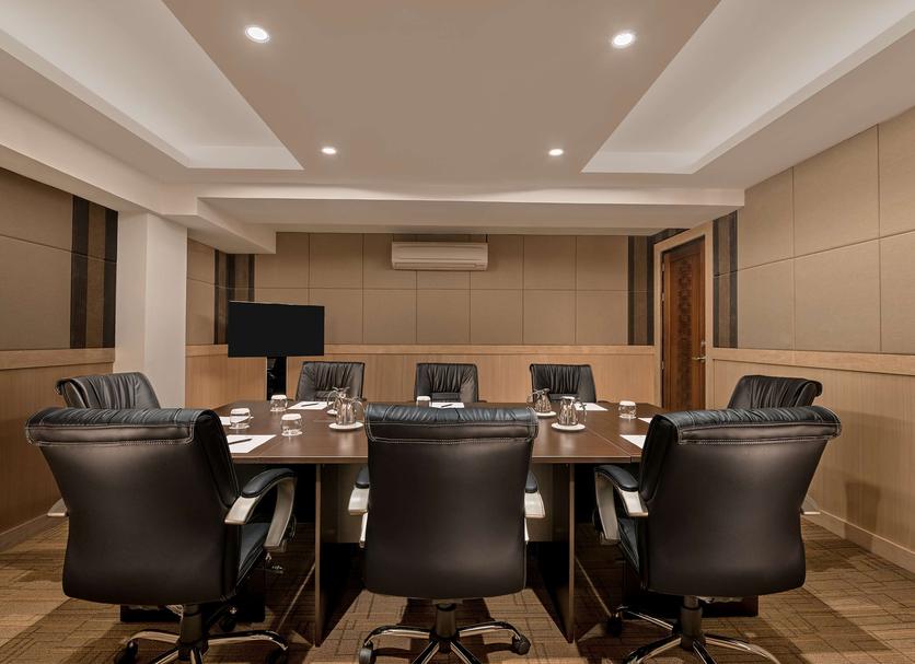 Ruang konferensi Foto