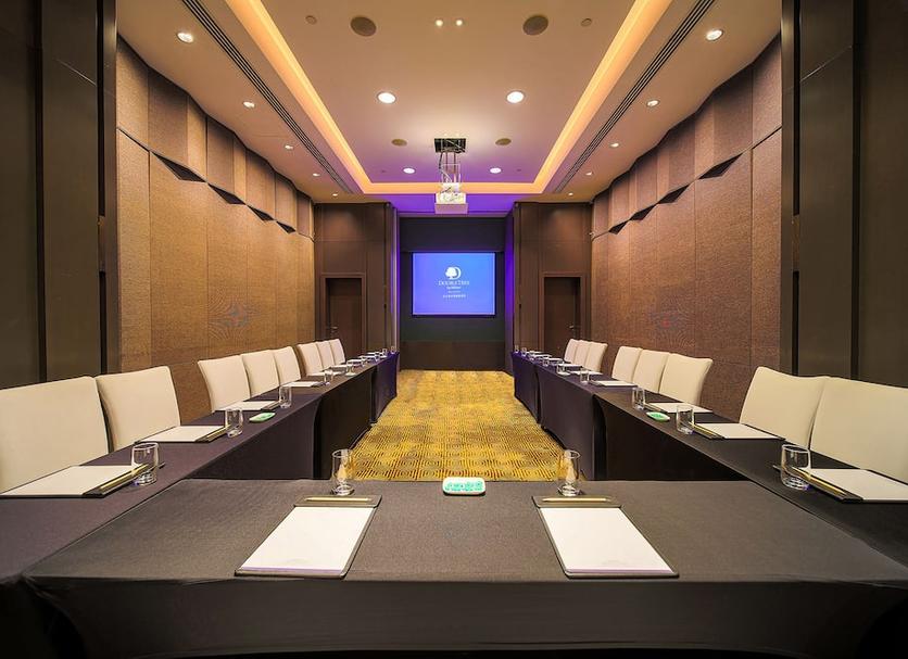Ruang konferensi Foto
