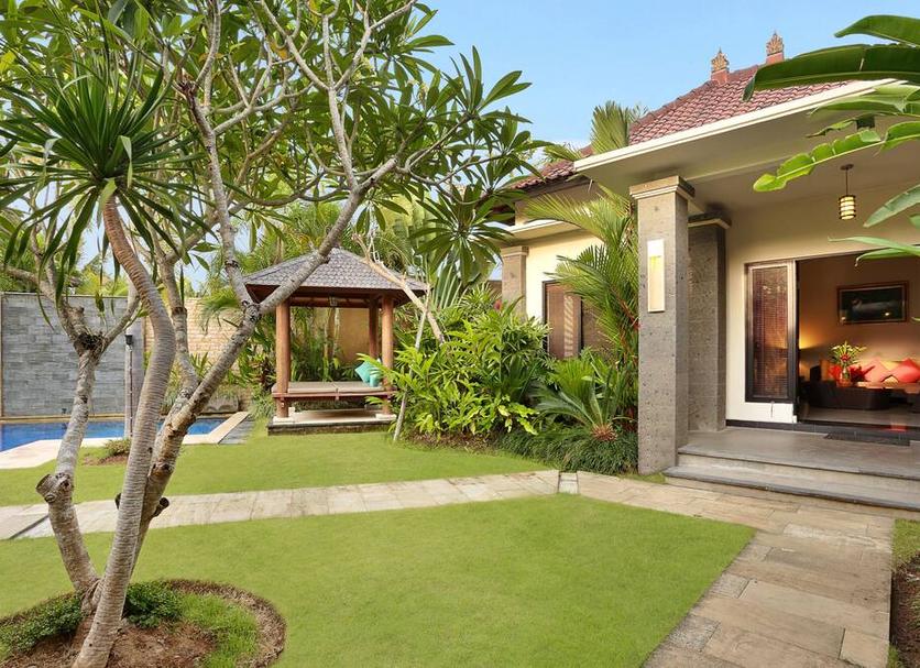 Pemandangan luar Foto